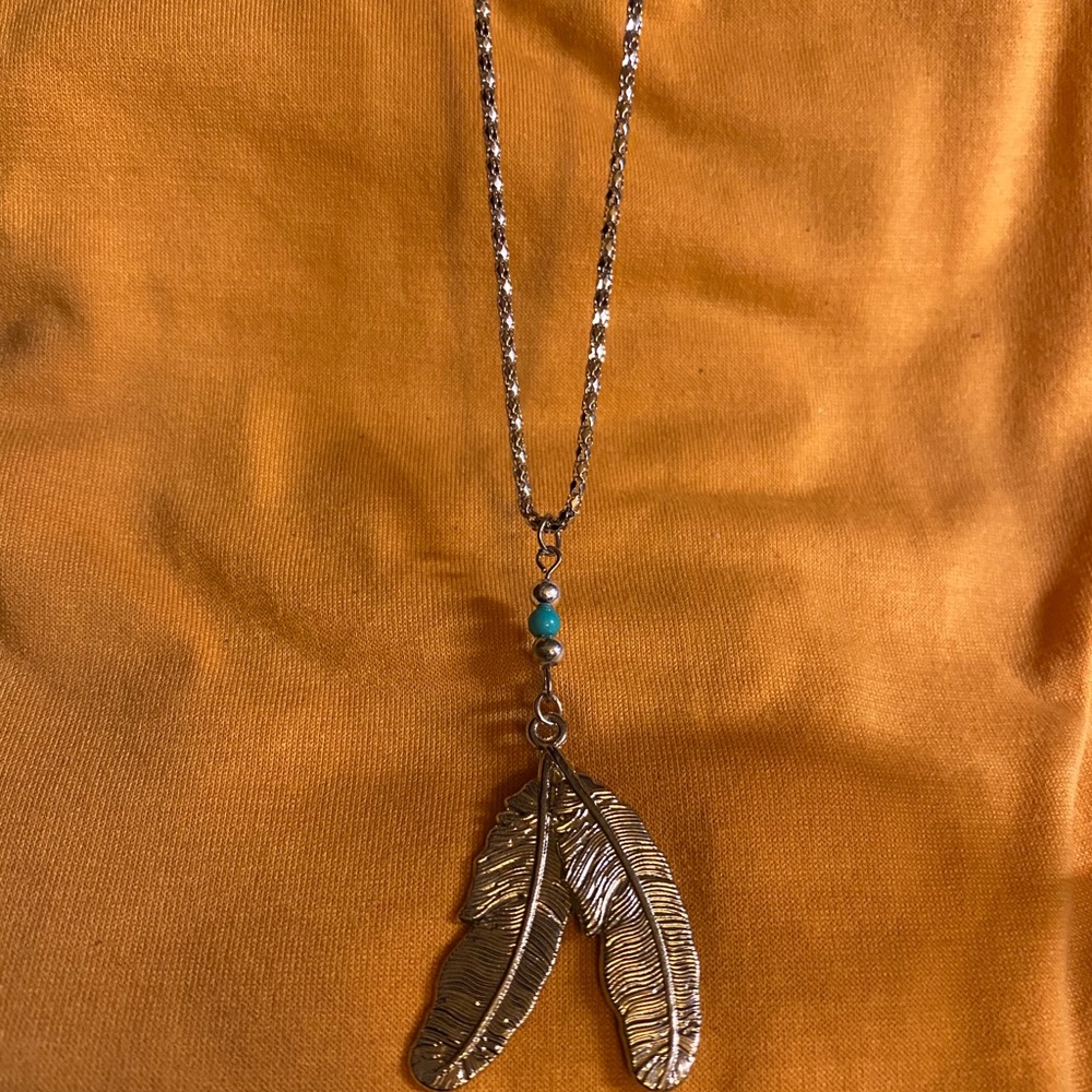 Beautiful Leaf Necklace